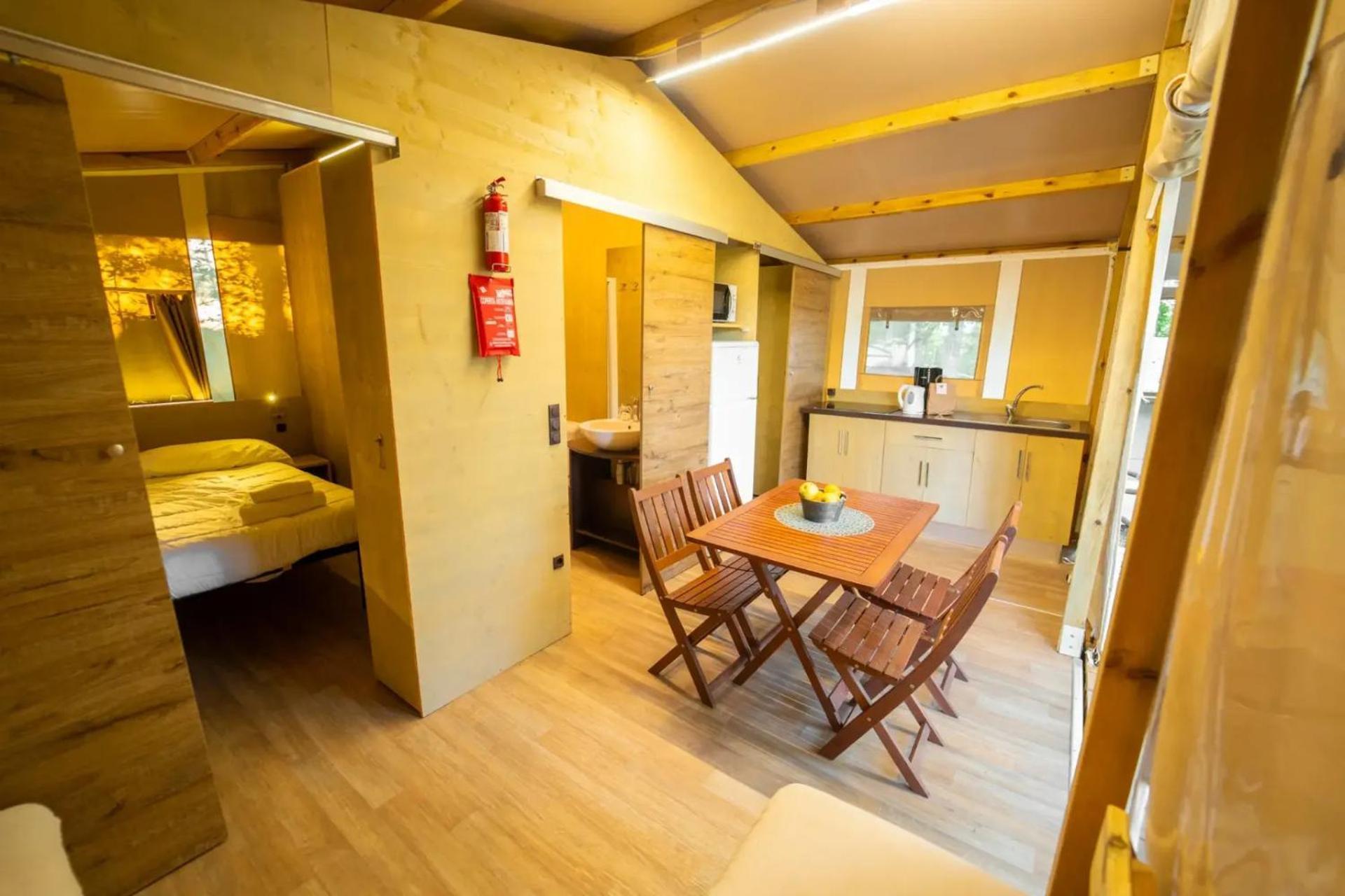 Vallicella Glamping Resort Скарліно Екстер'єр фото
